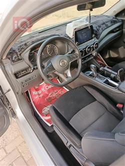 نیسان سێنترا